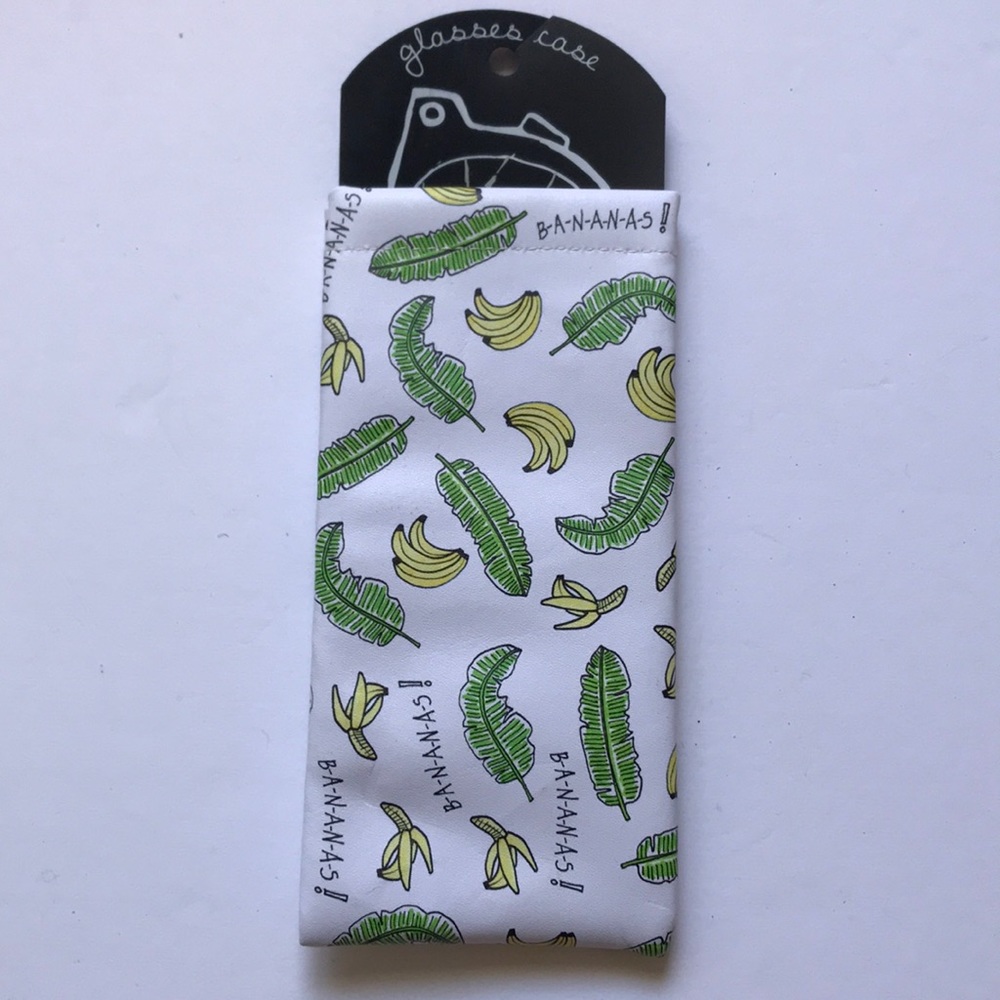 bananas eyeglass/ sunglasses case new